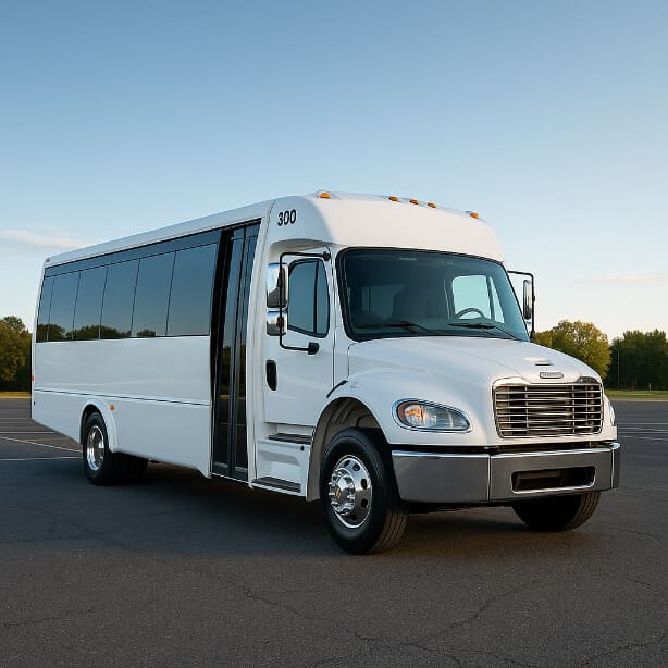 Lynwood Coach Bus Service 25 Passenger Minibus
