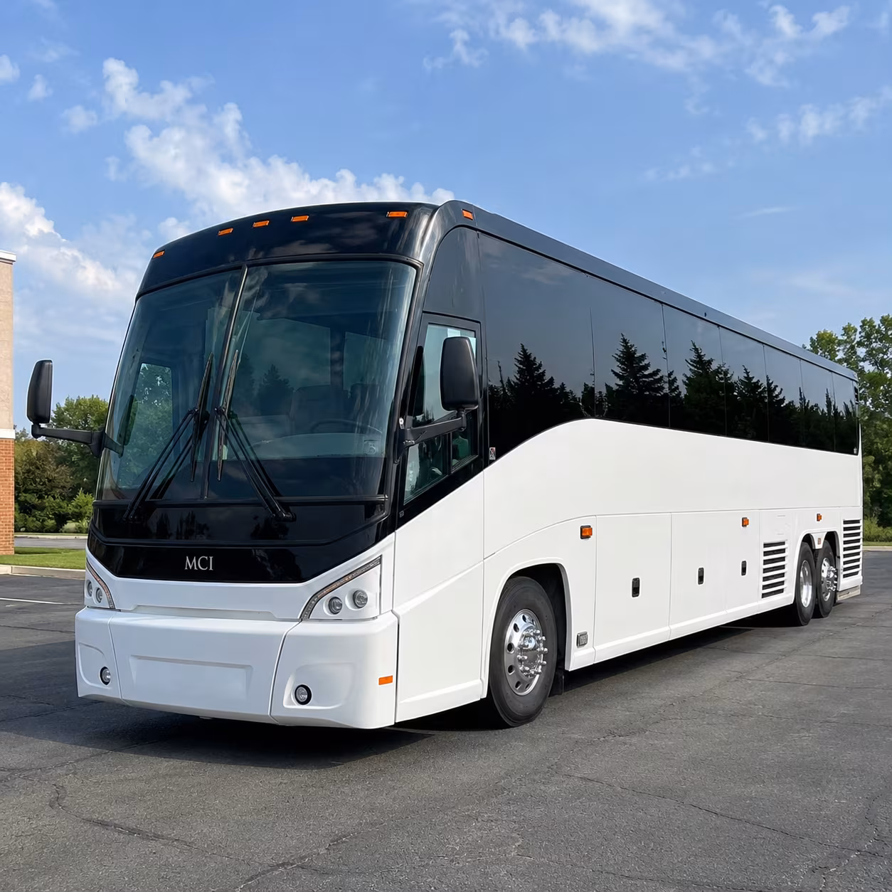 charter buses for corporate events and conference shuttles near lynwood