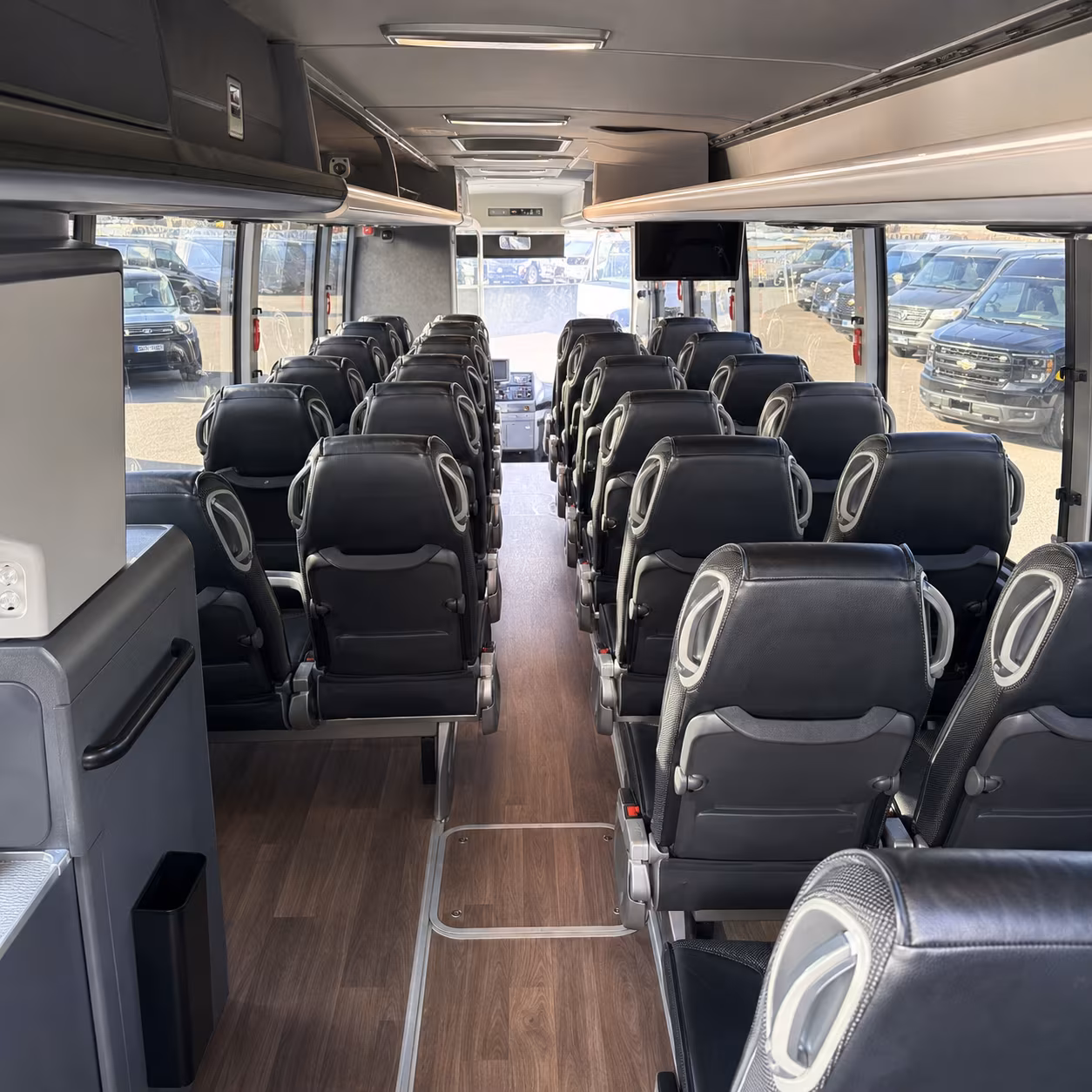 charter buses for large lynwood prom groups and school shuttles