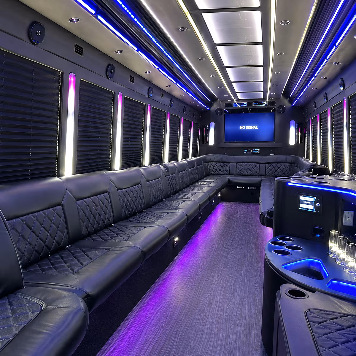 lynwood 30 passenger party bus inside