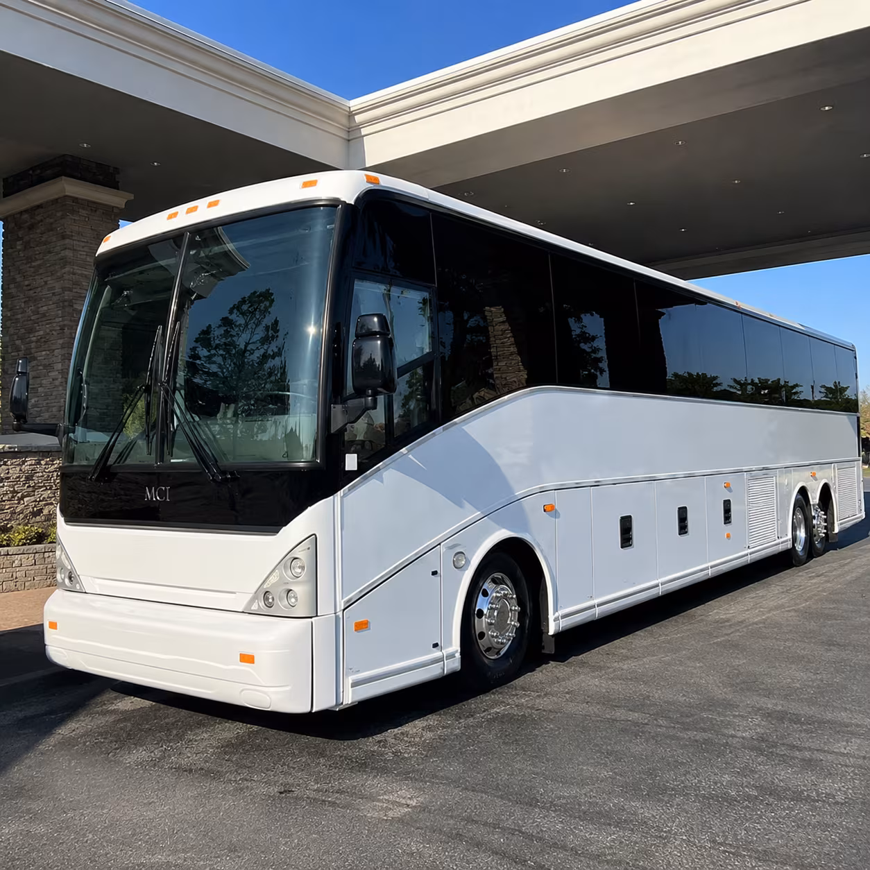 lynwood airport transportation onboard seating