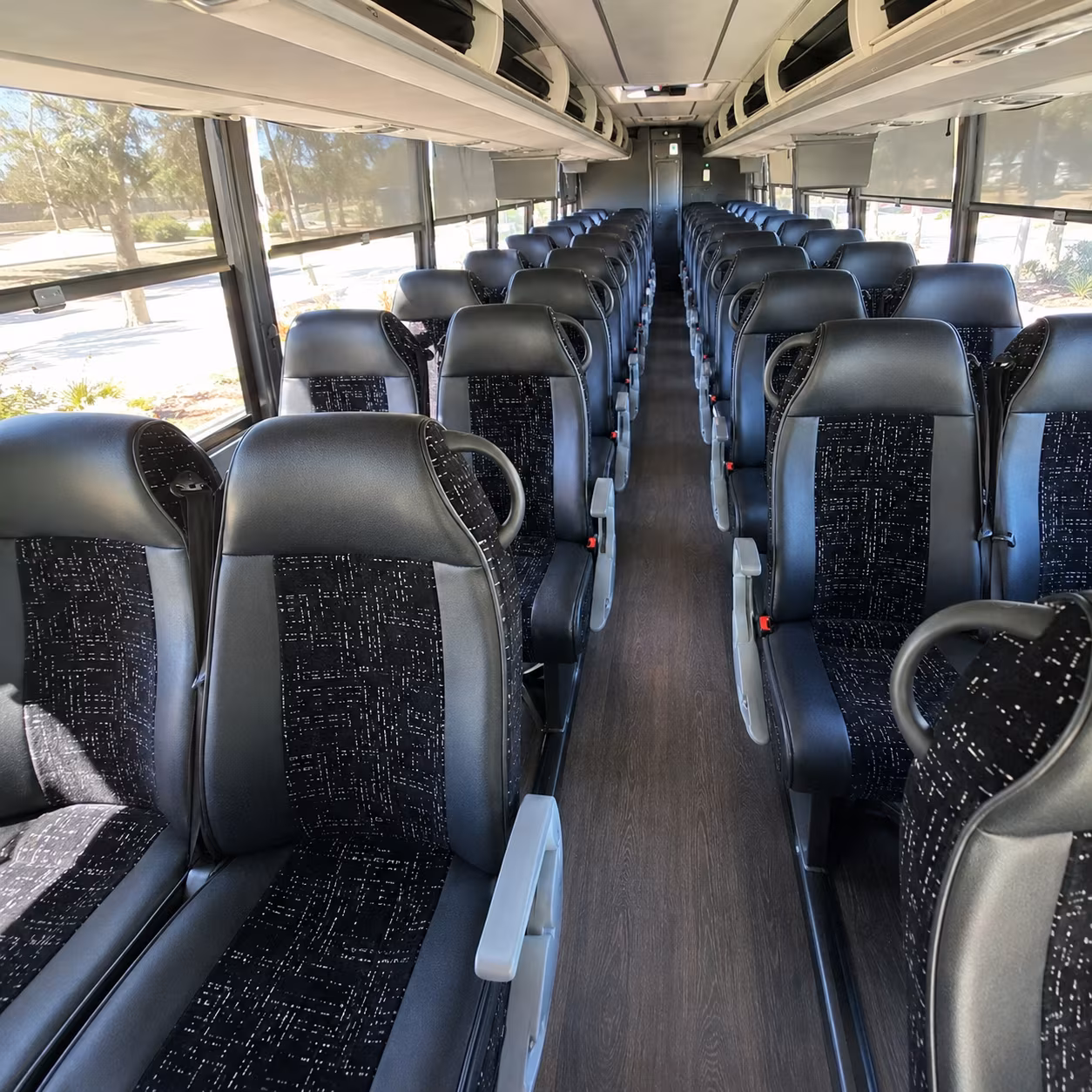 mission and outreach group buses serving lynwood