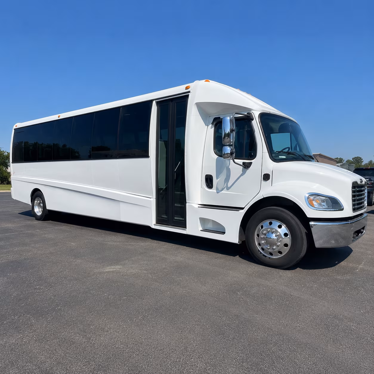 school field trip buses in lynwood