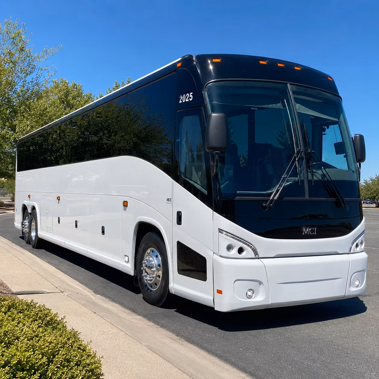 shuttle buses for lynwood employers near the i 105 and i 710 corridors