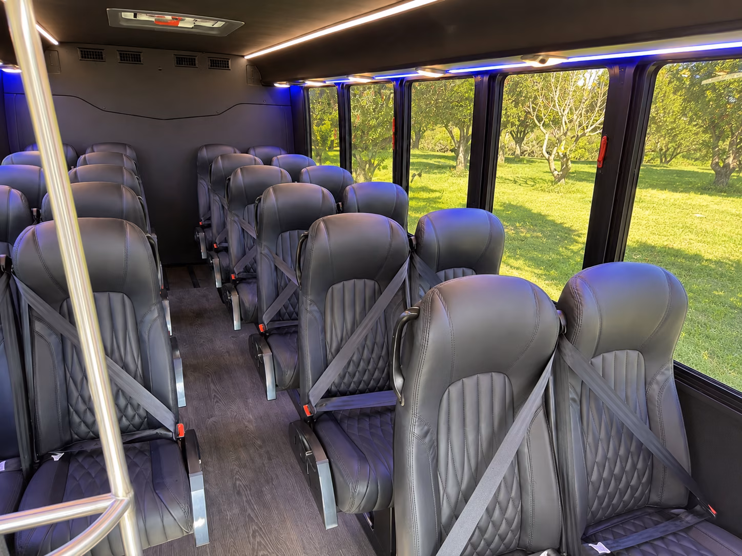 shuttle buses for wedding guests between lynwood hotels and your venue