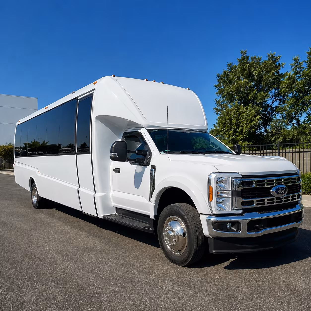 sofi stadium and crypto com arena buses for lynwood sports fans